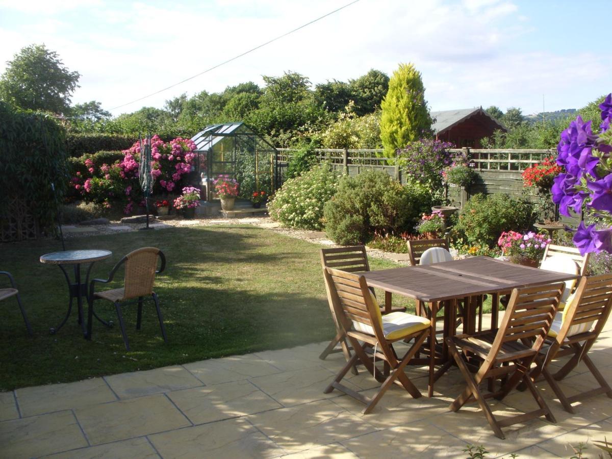 No. 26 Bed & Breakfast Wells Exterior photo